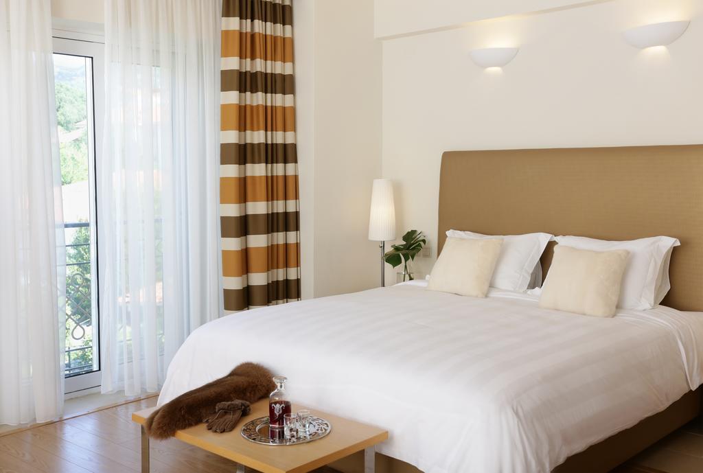 Chloe Luxury Hotel 卡斯托里亚 外观 照片